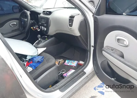 2015 Kia Soul z USA, uszkodzony, nr VIN KNDJN2A21F7764733